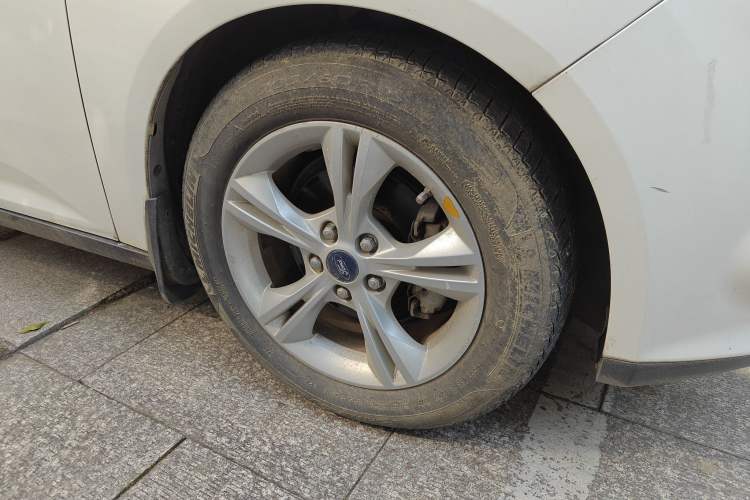 Used Ford Focus 2012 Hatchback 1.6L Automatic Fashion Edition