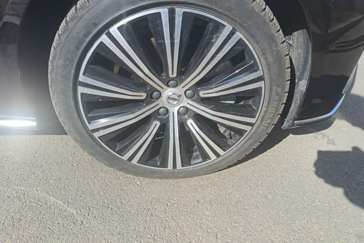 Used Volvo S90 New Energy 2026 Plug-in Hybrid Four-Wheel Drive Long-Range Luxury Smart Edition