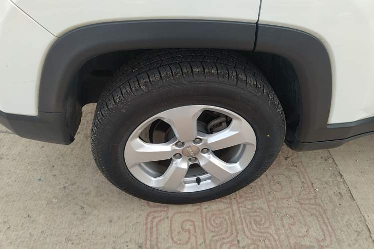 Used Jeep Compass 2019 220T Automatic Enjoyment Version Right Rear Wheel Hub