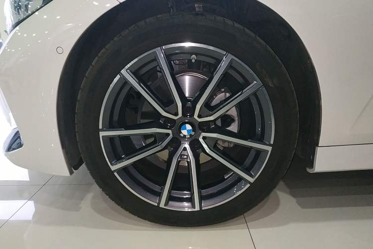 Used BMW 3 Series 2025 325Li M Sport Package