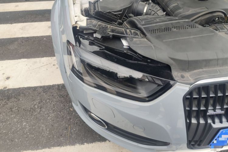 Used Audi A4 2013 40 TFSI allroad quattro Comfort model
