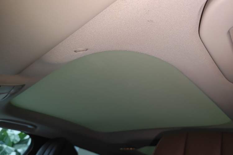 Used Mercedes-Benz E-Class 2022 Second Facelift E 300 L Luxury Edition