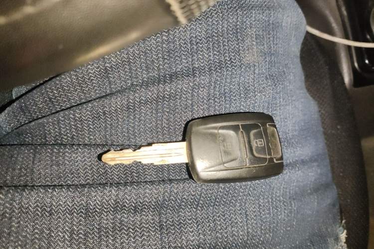 Used Wuling EV50 2020 Pure Electric Van Logistics Vehicle – Penghui Non-Heated Battery
