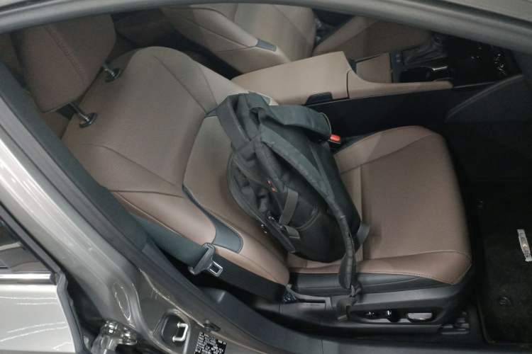 Used Lexus ES 2023 200 Excellence Edition