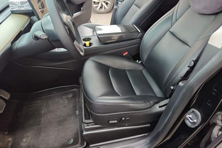 Used Tesla Model Y 2022 Rear-Wheel-Drive Version