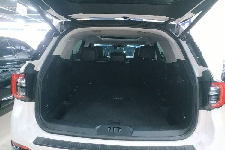 Used Ford Explorer 2025 2.3T EcoBoost Four-Wheel Drive Trail Edition 5 Seats