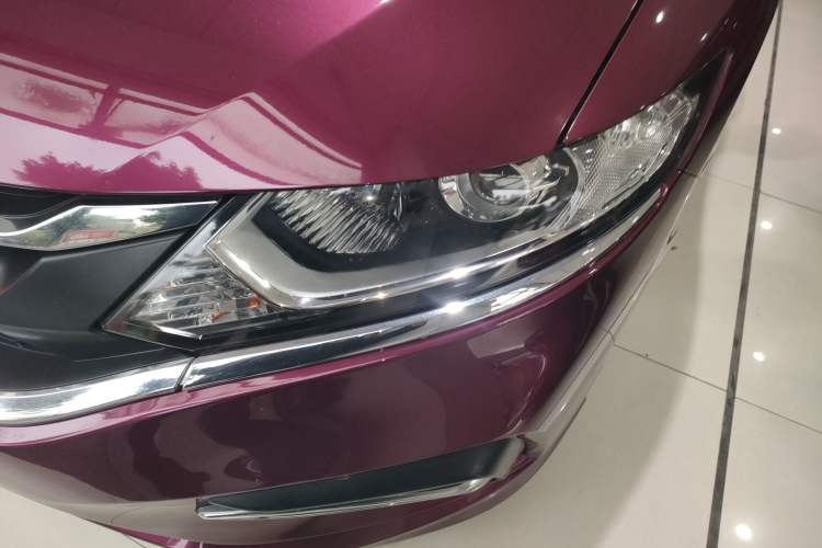 Used Honda Jade 2017 1.8L automatic Comfort version 5 seats