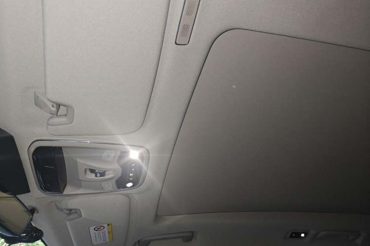 Used Lynk & Co 01 2017 2.0T Two-Wheel Drive Pro Edition
