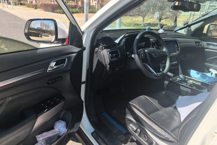 Used GAC Trumpchi GS8 2020 GS8S 390T Two-Wheel Drive Luxury Smart Connectivity Version Driver Seat