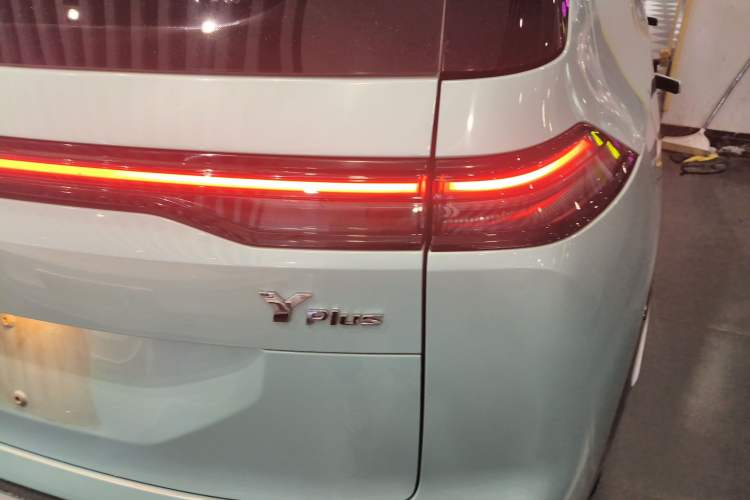 Used AION Y 2023 Younger Star Edition
