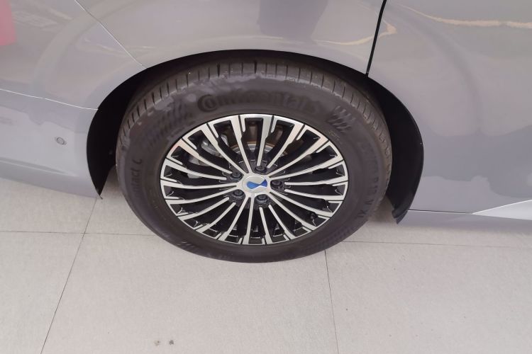 Used Denza D9 2022 DM-i 970 Four-Wheel Drive Flagship Model