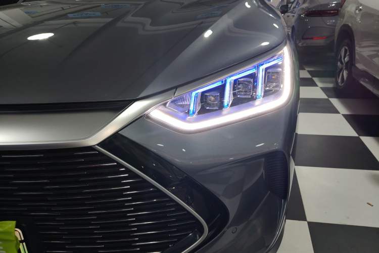 Used BYD Song PLUS New Energy 2021 DM-i 100KM Four-Wheel Drive Flagship PLUS Left Front Headlight