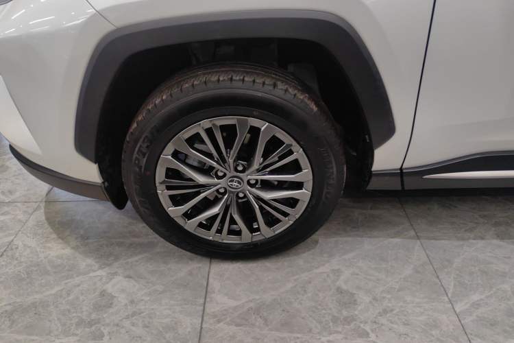 Used Toyota Wildlander 2023 2.0L CVT Four-Wheel Drive Luxury PLUS Edition