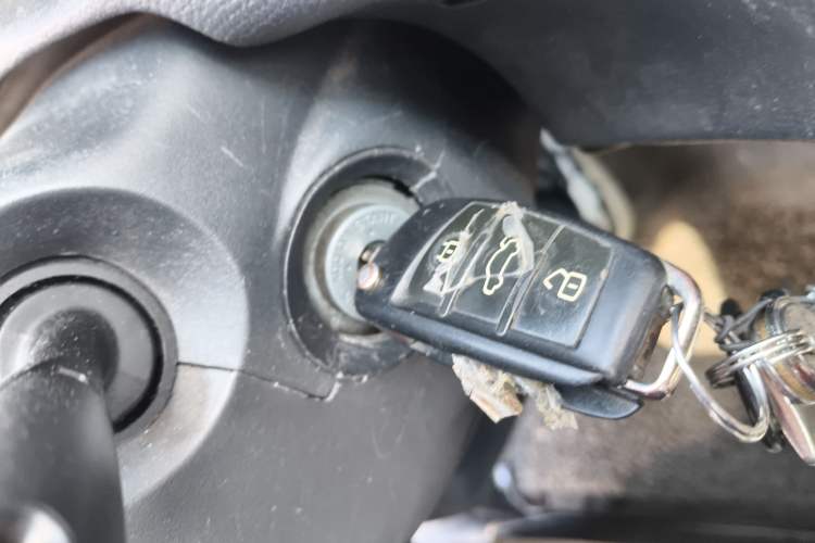 Used Suzuki Swift 2012 1.3L Manual Value Edition