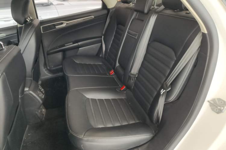 Used Ford Mondeo 2020 EcoBoost 180 Stylish Model Left Rear Seat