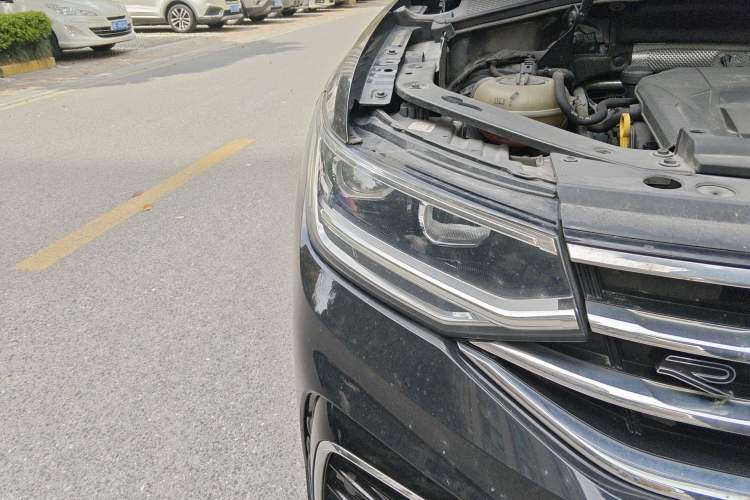 Used Volkswagen Tiguan X 2021 330TSI Two-Wheel-Drive Flagship Edition Right Front Headlight