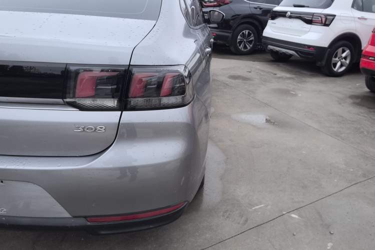 Used Peugeot 308 2016 1.6L Manual Fashion Edition Right Rear Taillight