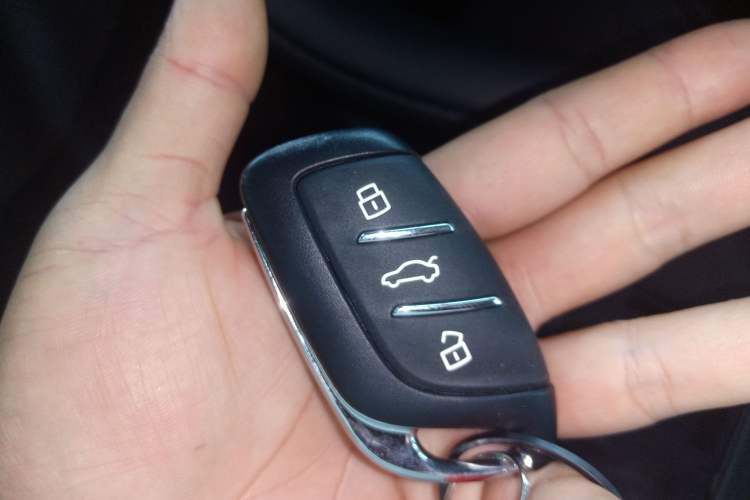 Used Roewe D7 2025 DMH 125km World Champion Edition Vehicle Key