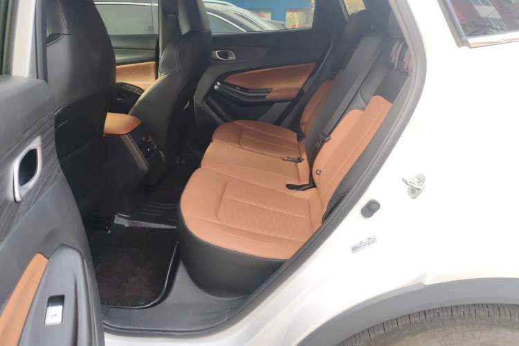 Used CHANGAN NEVO Q05 2024 All-New Flavorful Edition 125 Flagship Model Powered by CATL Left Rear Seat