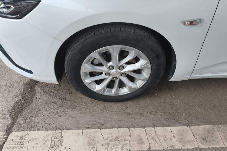 Used Chevrolet Monza 2024 1.5L Dual-Clutch Enjoyment Edition Left Front Wheel Hub