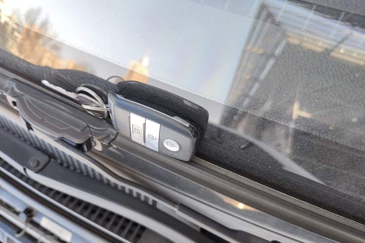 Used Kia KX Cross 2018 1.6L Automatic Dynamic Sunroof Version Interior 1