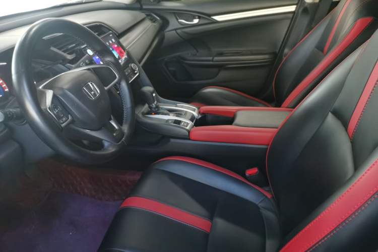 Used Honda Civic 2016 180TURBO CVT Comfort Version
