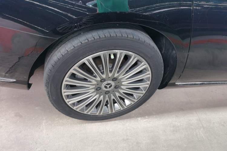 Used Mercedes-Benz E-Class 2020 Facelift E 300 L Stylish Edition
