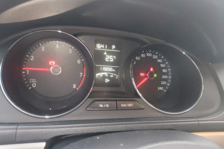 Used Volkswagen Lavida 2017 1.6L Automatic Comfort Edition