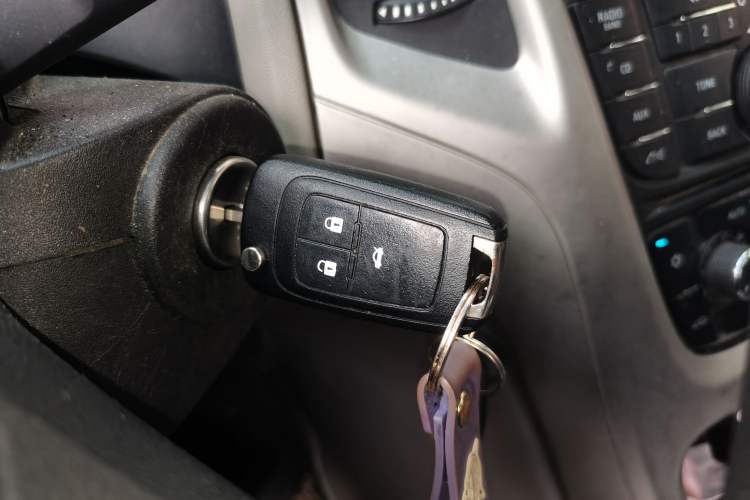Used Buick GT 2010 XT 1.6L Manual Entry-Level Model
