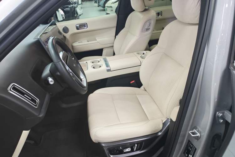 Used Li Auto L8 2023 Pro Model