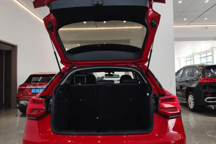 Used Audi Q2L 2018 35 TFSI Fashion Elegant Version China V