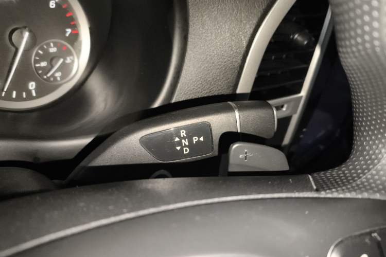 Used Mercedes-Benz Vito 2021 2.0T Elite Version 7 Seats
