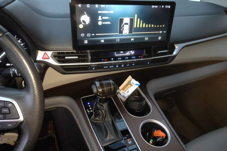 Used Toyota Sienna 2021 2.5L Hybrid Luxury Edition