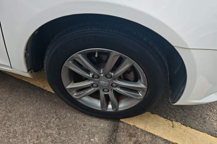 Used Geely Auto Emgrand 2017 Sedan Million Edition 1.5L CVT Upward Version
