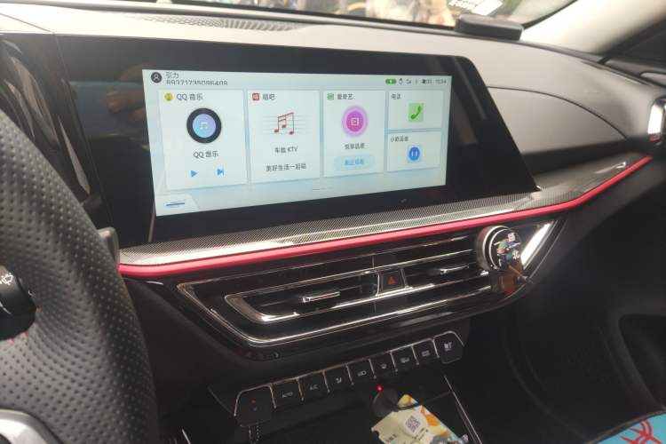 Used CHANGAN OSHAN X5 2021 1.5T DCT Prestige Edition Audio And AC Panel