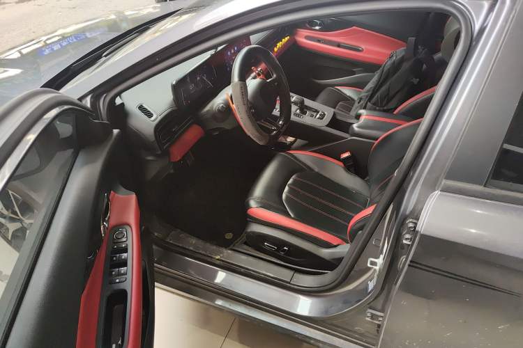 Used GAC Trumpchi EMPOW 2021 270T DCT J15 Version