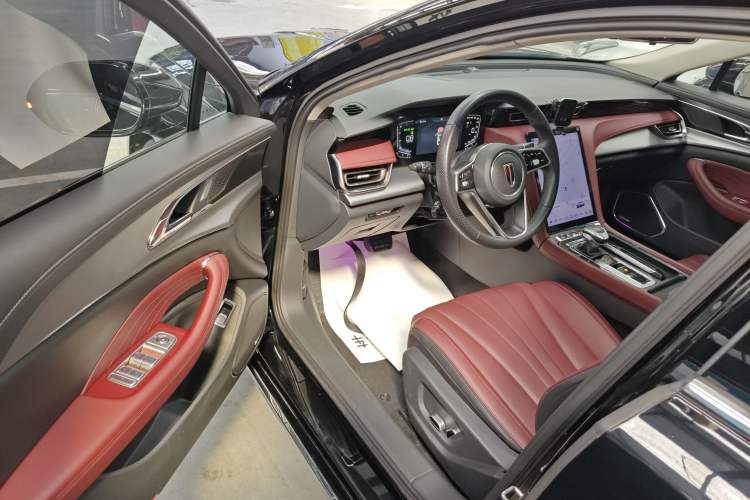 Used Hongqi H5 2024 1.5T DCT Smart Connect Flagship Edition
