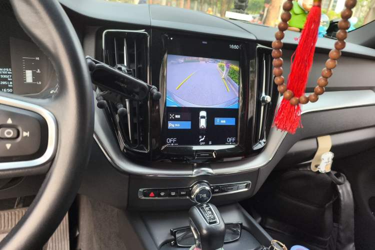 Used Volvo XC60 2021 T5 4x4 Smart Luxury Edition