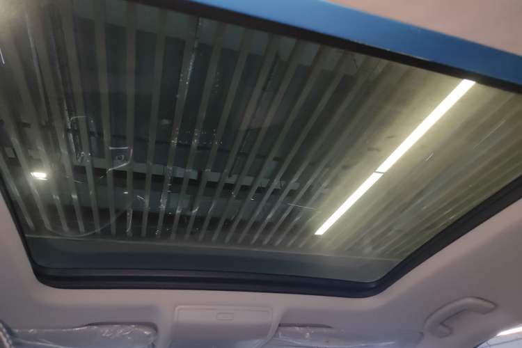 Used Volkswagen Tiguan L 2021 330TSI Automatic Two-Wheel Drive R-Line Enhanced Edition
