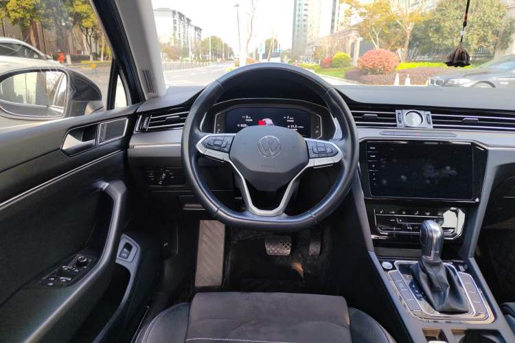 Used Volkswagen Magotan 2020 330TSI DSG Luxury Edition Steering Wheel