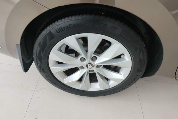 Used Skoda Superb 2018 TSI330 DSG Comfort Edition China VI Standard