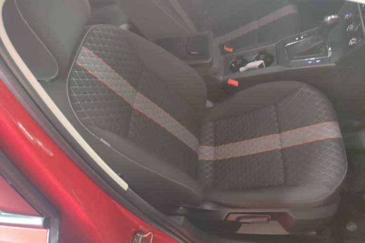 Used Volkswagen Lamando 2019 230TSI DSG Vision Edition China VI Standard