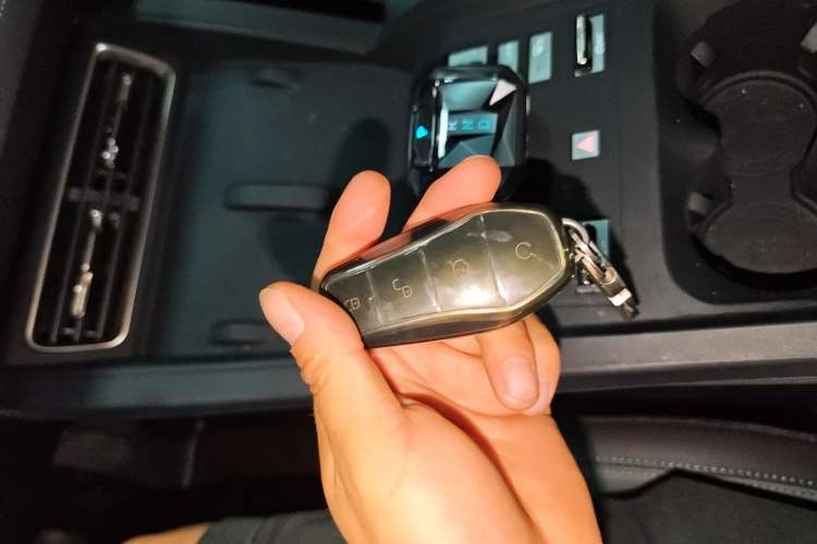 Used BYD Qin L 2025 DM-i Smart Drive 80KM Superior Model
