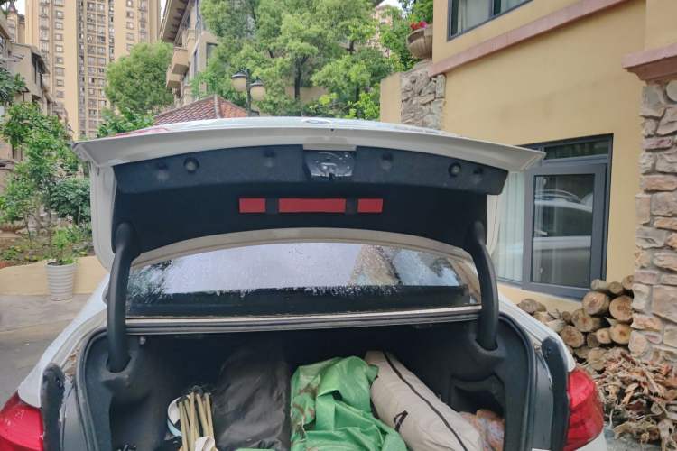 Used BMW 3 Series 2018 320Li Fashion Model Trunk