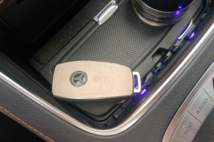 Used Mercedes-Benz S-Class 2014 S 320 L Business Model