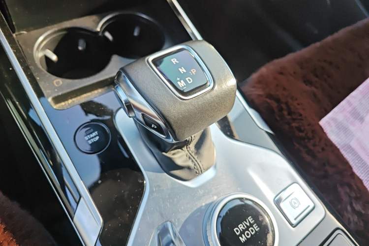 Used Hongqi HS5 2019 2.0T Smart Connect Flagship Edition Gear Lever