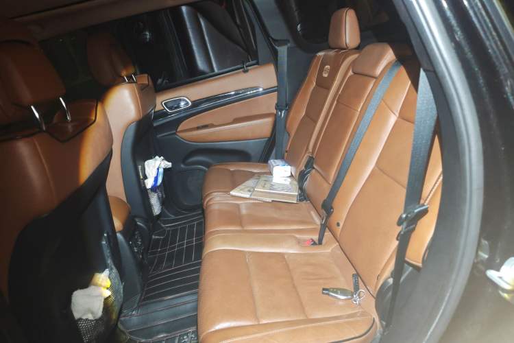 Used Jeep Grand Cherokee 2011 Revised 3.6L Flagship Edition