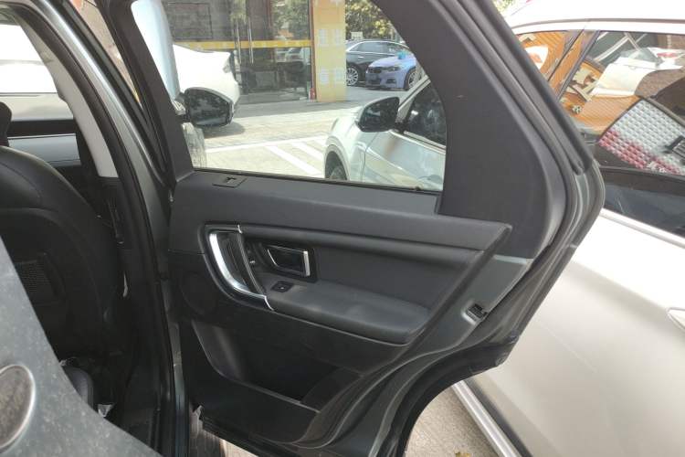 Used Land Rover Discovery Sport 2018 240 PS HSE LUXURY Edition