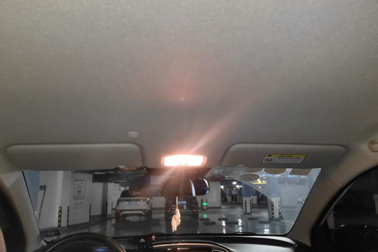 Used Kia kx1 Stonic 2019 1.4L Automatic Fun Edition China V Standard Headliner