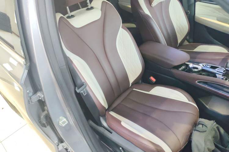 Used Geely Auto Monjaro L 2024 2.0TD High-Power Automatic Two-Wheel Drive Yunqi Version